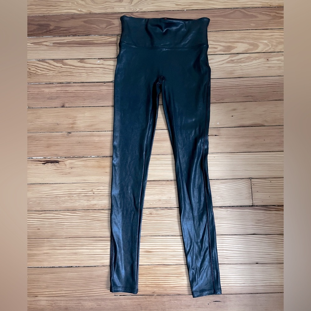 Spanx Faux Stretch-Leather Leggings Size Small